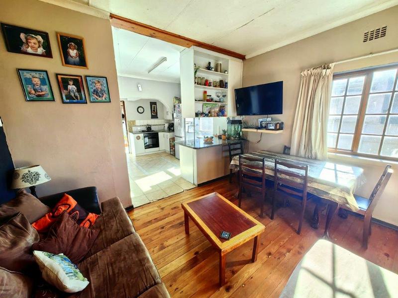 2 Bedroom Property for Sale in Ruyterwacht Western Cape